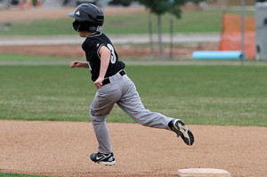 The Most Common Mistake in Youth Baserunning (Rounding The Bag)