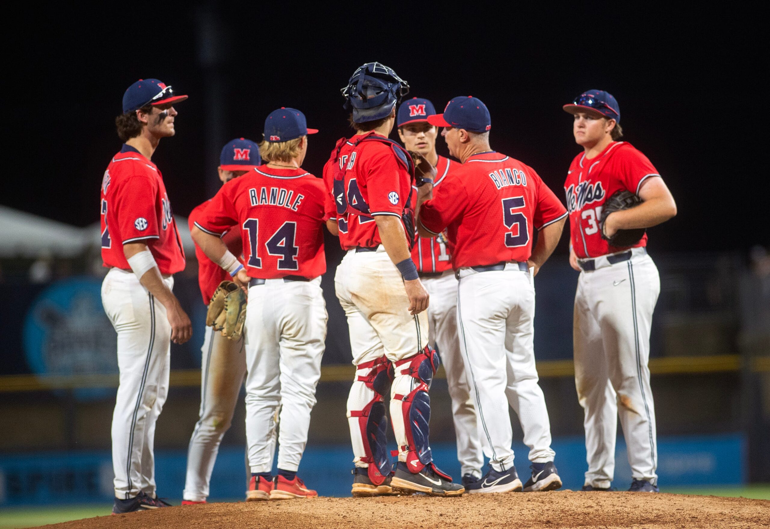 Arkansas vs Ole Miss Baseball Today: Game Preview & Key Players