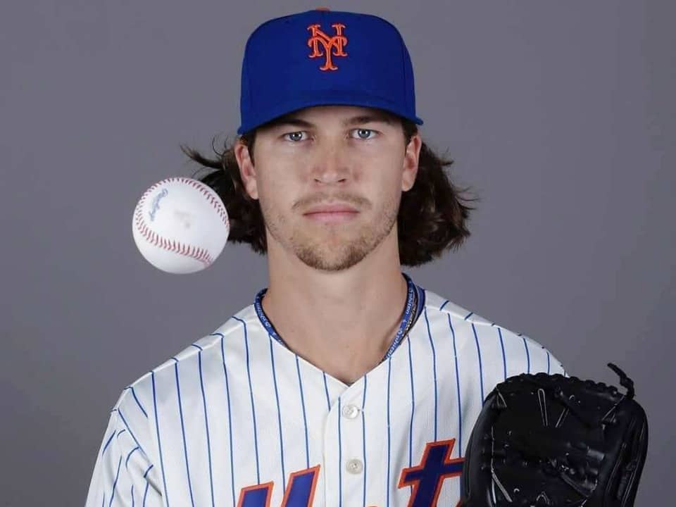 Why I’m Reaching for Jacob deGrom Again (I Am Delusional)