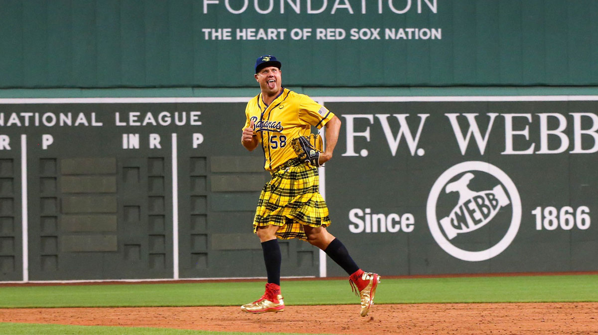 The “Savannah Bananas” vs. MLB Style Comparison